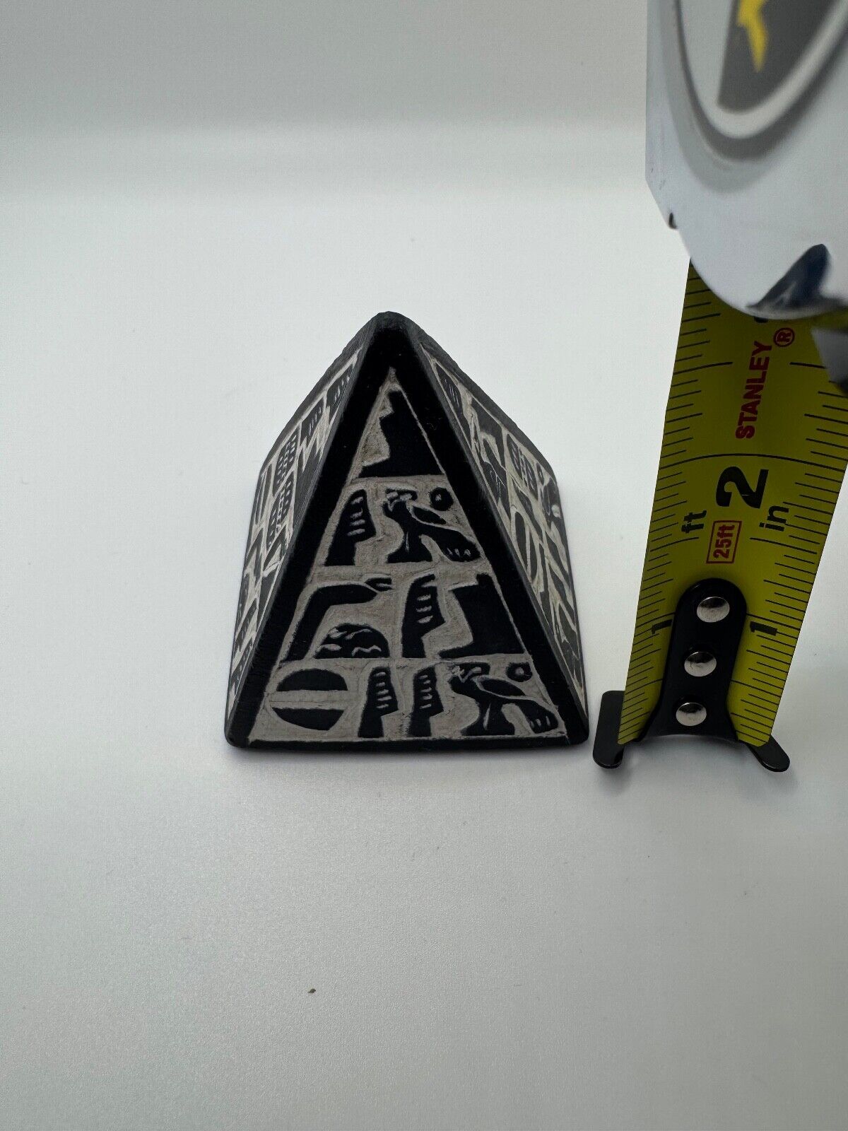 Natural Stone Pyramids Decor Set