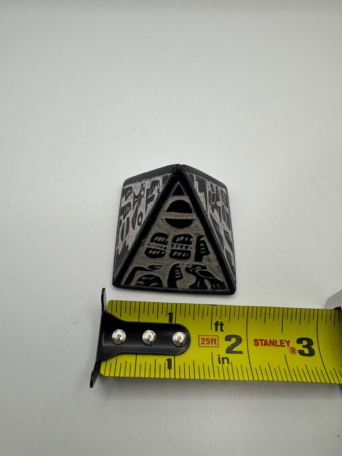 Natural Stone Pyramids Decor Set